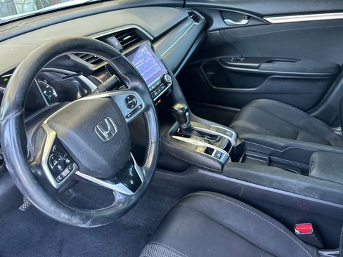 Used 2020 Honda Civic EX image 10