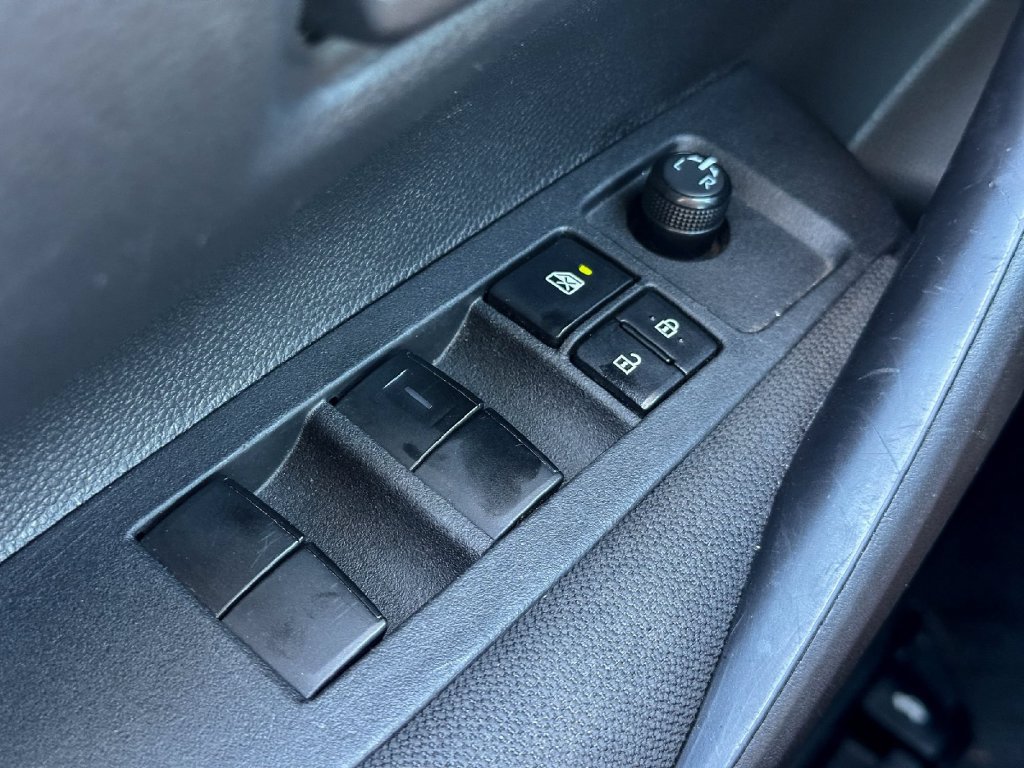Used 2025 Toyota Corolla LE FWD image 35