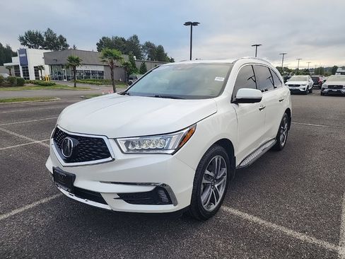 Used 2018 Acura MDX w/ Advance & Entertainment Pac AWD/4WD image 2