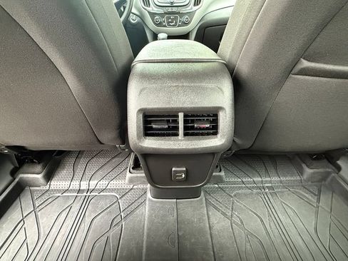 Used 2023 Chevrolet Equinox LS w/ LPO, Floor Liner Package AWD/4WD image 21