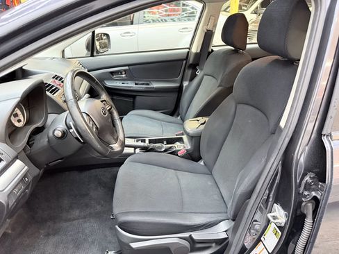 Used 2013 Subaru Impreza 2.0i Premium image 11