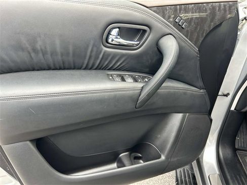 Used 2024 Nissan Armada Platinum w/ Captain's Chairs Package image 18