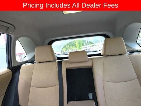 Used 2025 Toyota RAV4 LE AWD/4WD image 6