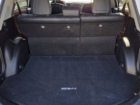 Used 2013 Toyota RAV4 Limited image 35