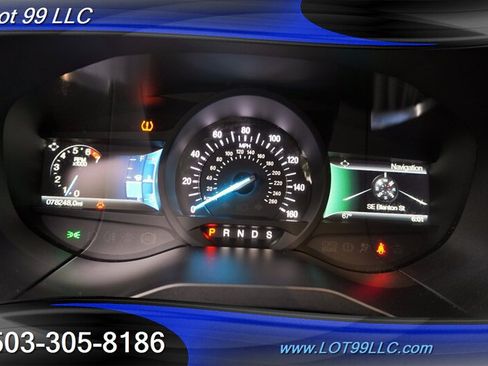 Used 2017 Ford Edge Titanium w/ Technology Package AWD/4WD image 16