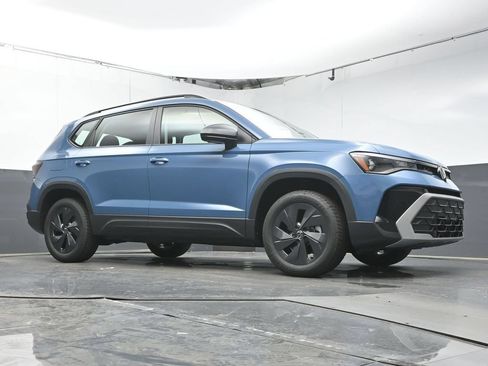 New 2026 Volkswagen Taos S FWD image 38