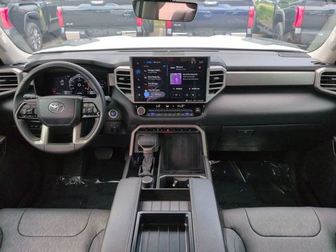 Used 2024 Toyota Tundra Limited AWD/4WD image 14