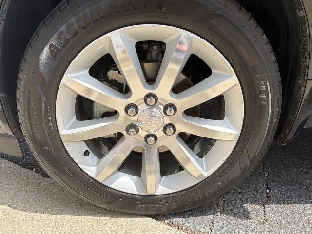 Used 2017 Buick Enclave Premium w/ Experience Buick Package FWD image 10