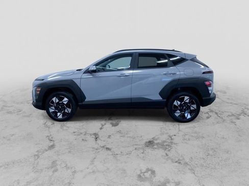 Used 2025 Hyundai Kona SEL image 7
