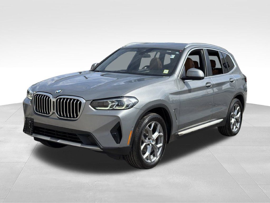 Used 2024 BMW X3 xDrive30i w/ Convenience Package AWD/4WD image 3