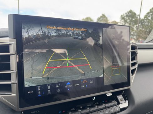 New 2026 Toyota Tundra Limited AWD/4WD image 26