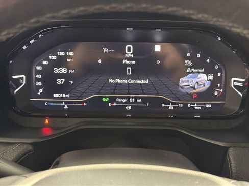 Used 2022 GMC Yukon Denali w/ Denali Premium Package image 17