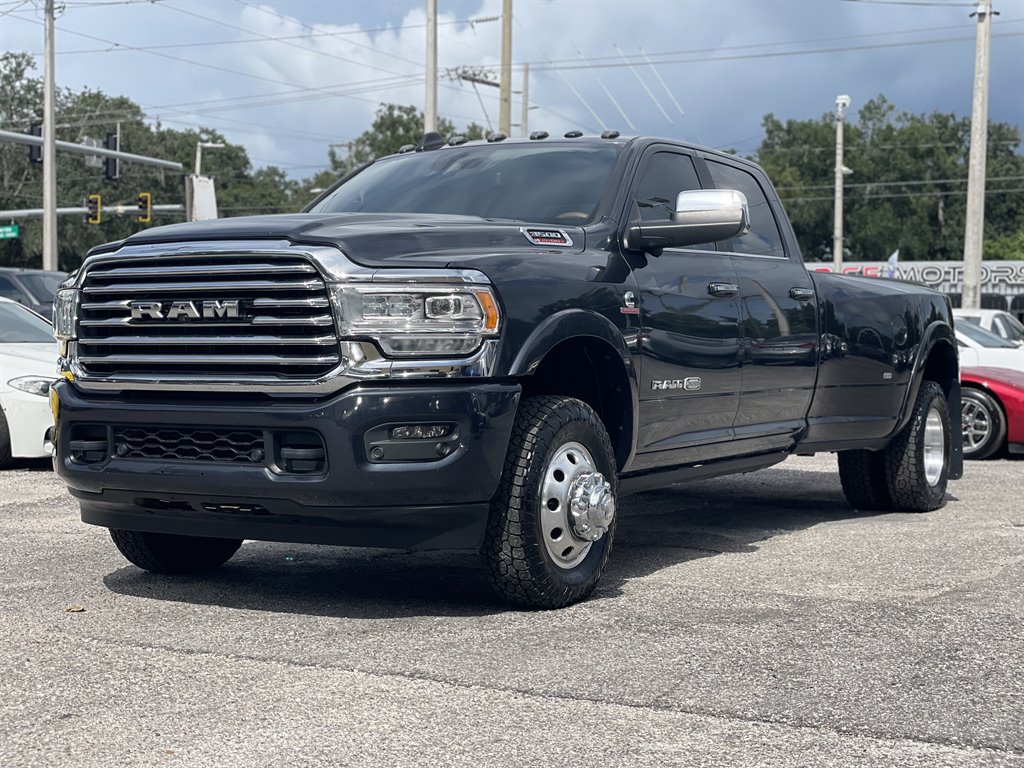Used 2022 RAM 3500 Limited AWD/4WD image 10