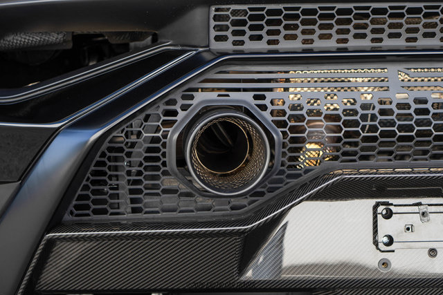 Used 2021 Lamborghini Huracan STO RWD image 91