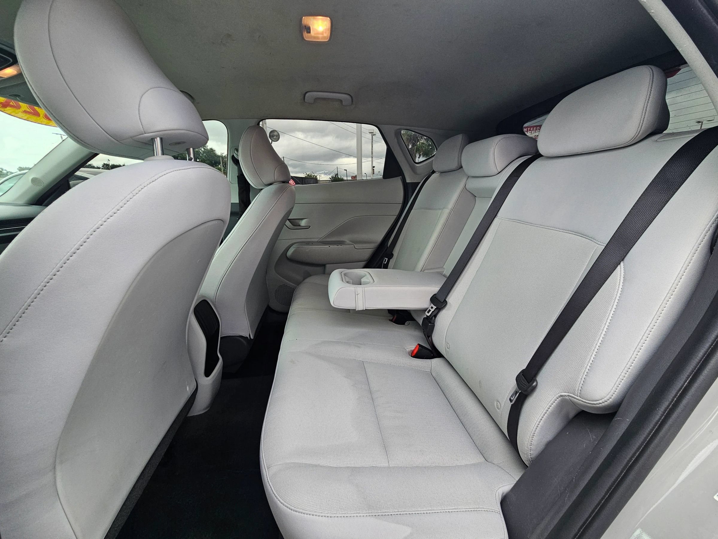 Used 2024 Hyundai Kona SE FWD image 13