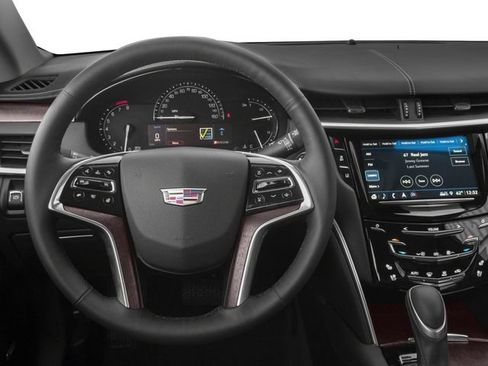 Used 2018 Cadillac XTS FWD image 8