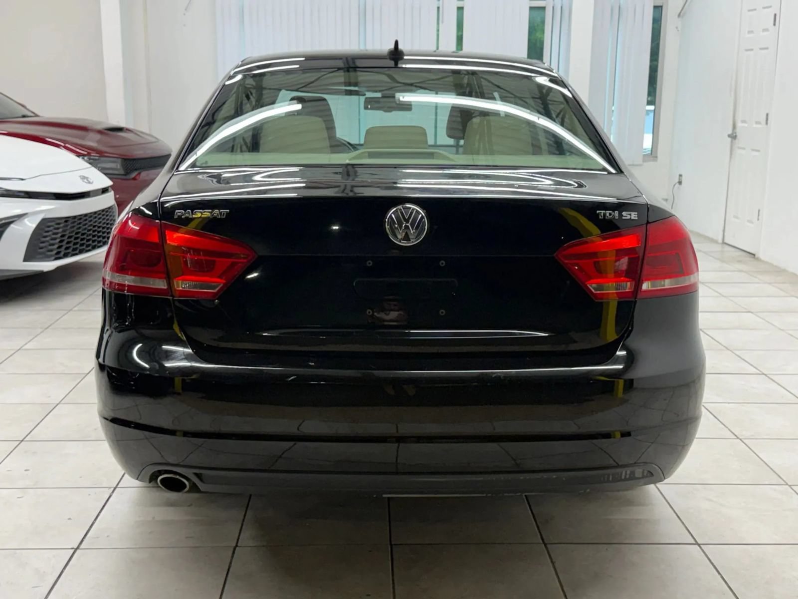 Used 2013 Volkswagen Passat TDI SE FWD image 8