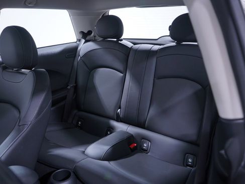 Used 2023 MINI Cooper S image 9