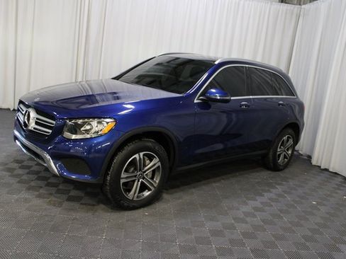 Certified 2018 Mercedes-Benz GLC 300 4MATIC image 3