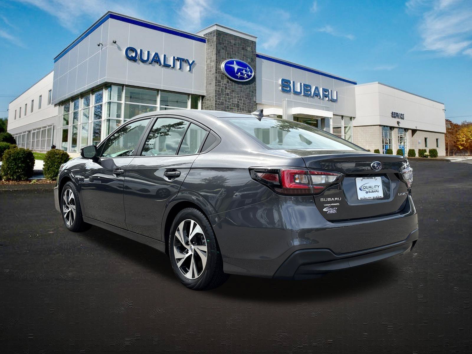Used 2025 Subaru Legacy Premium AWD/4WD image 2