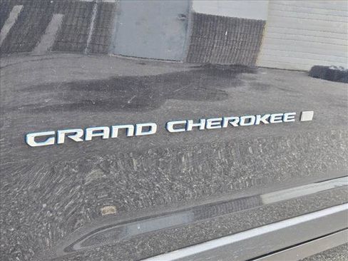 Used 2022 Jeep Grand Cherokee Limited 4xe AWD/4WD image 9