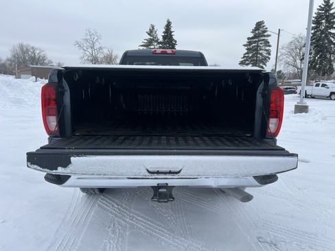 Used 2020 GMC Sierra 2500 SLE w/ LPO, GMC Protection Package image 10