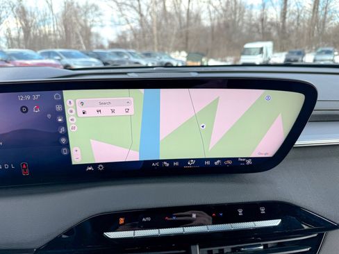 Certified 2025 Buick Enclave Sport Touring image 36