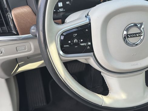 Used 2018 Volvo S90 T6 Inscription w/ Convenience Package image 19