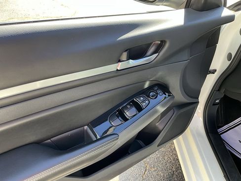 Used 2023 Nissan Altima 2.5 SV image 27