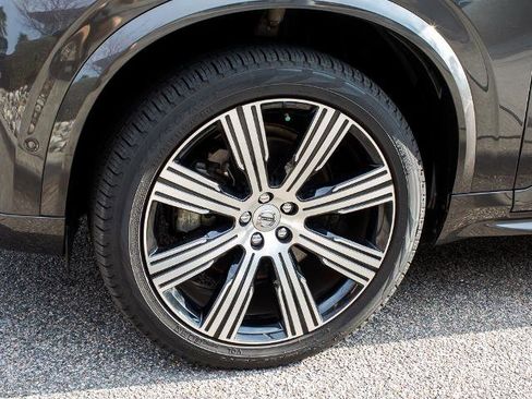 Used 2023 Volvo XC90 B6 Ultimate w/ Protection Package image 5