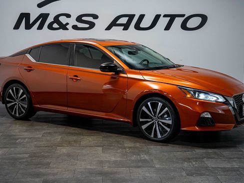 Used 2021 Nissan Altima 2.5 SR w/ SR Premium Package FWD image 7