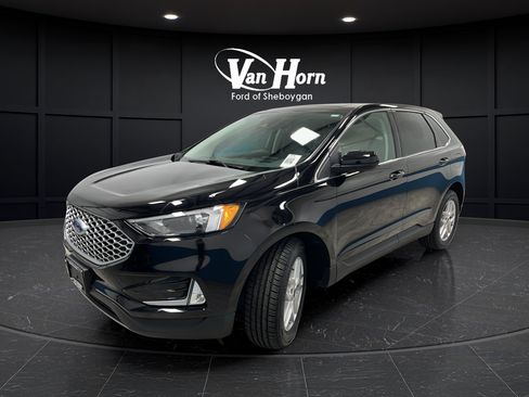 Used 2023 Ford Edge SEL w/ Convenience Package AWD/4WD image 3