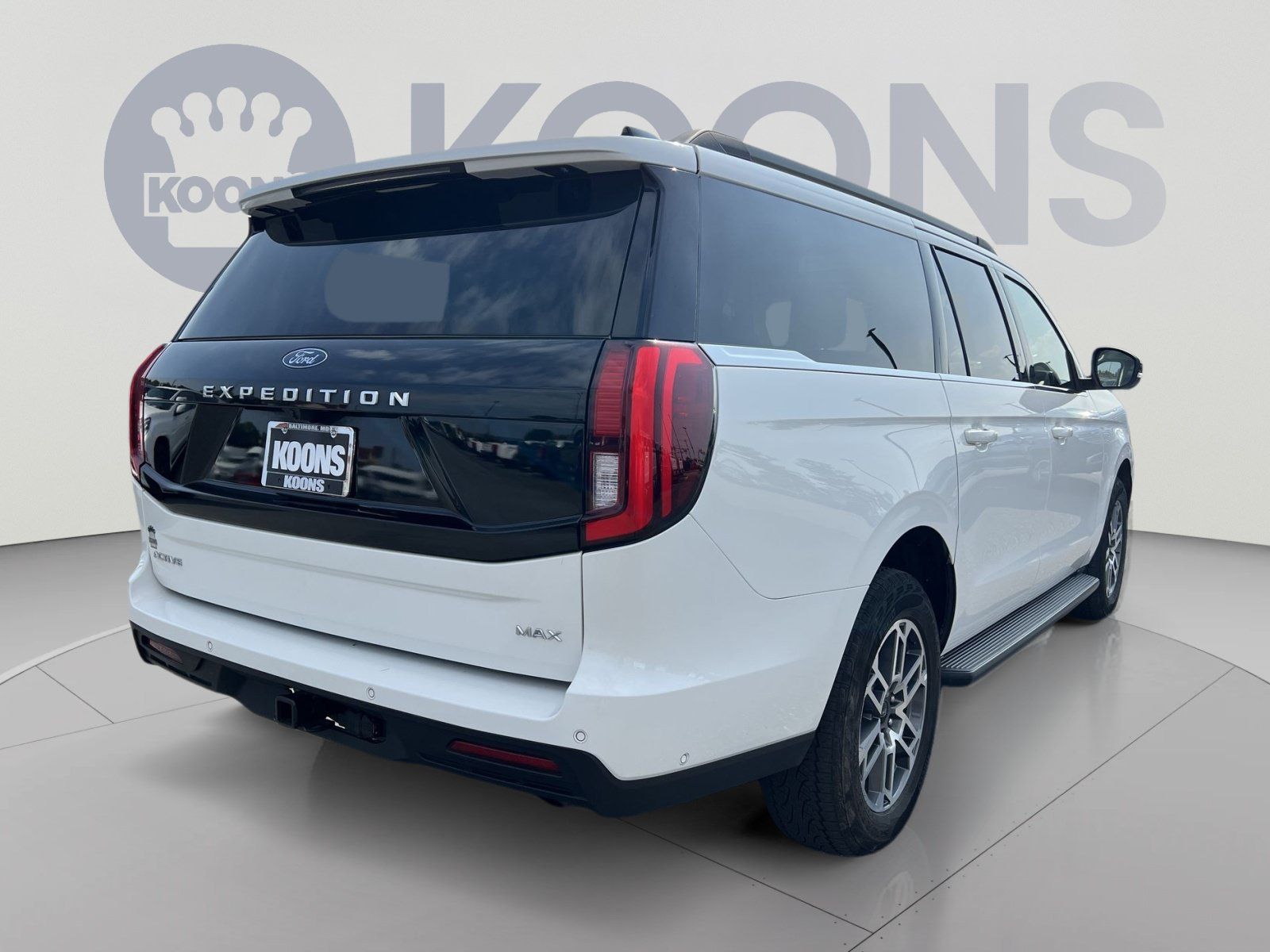 Used 2025 Ford Expedition Max Active AWD/4WD image 7