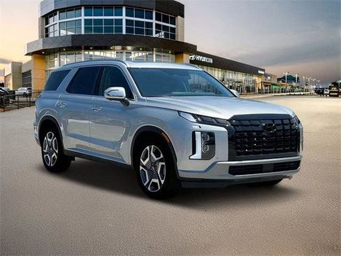 Certified 2025 Hyundai Palisade Limited image 12