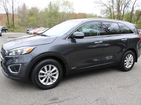 Used 2016 Kia Sorento AWD image 13