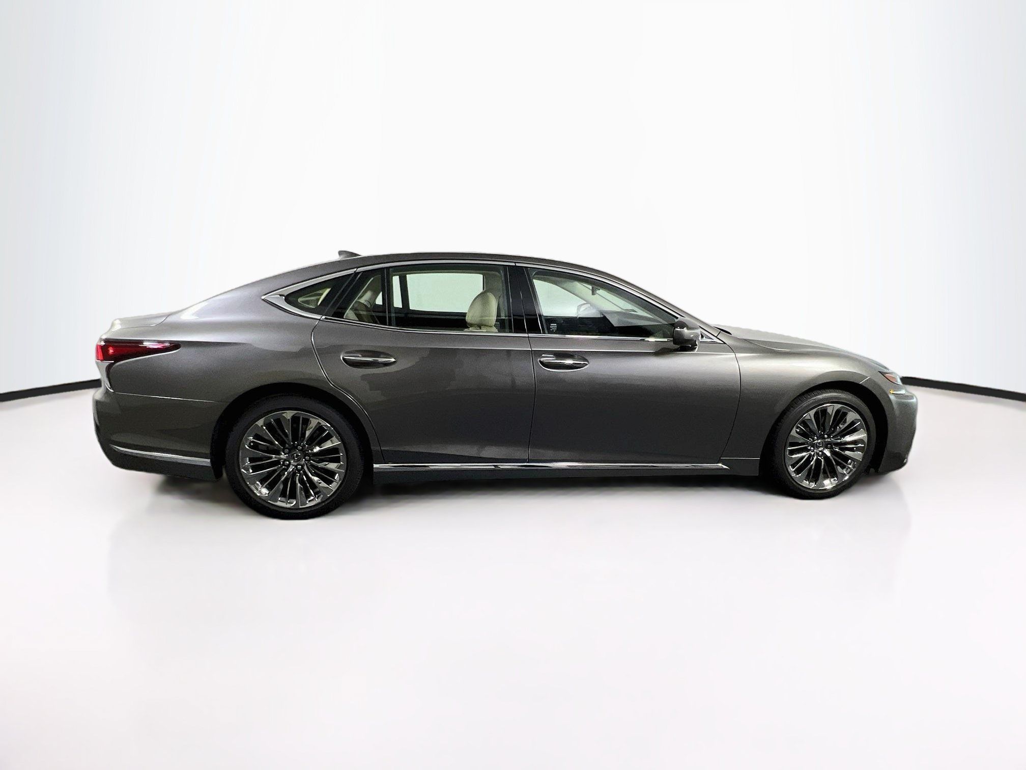 Used 2020 Lexus LS 500 AWD w/ Interior Upgrade Package image 4