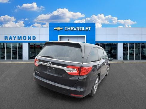 Used 2018 Honda Odyssey EX image 3