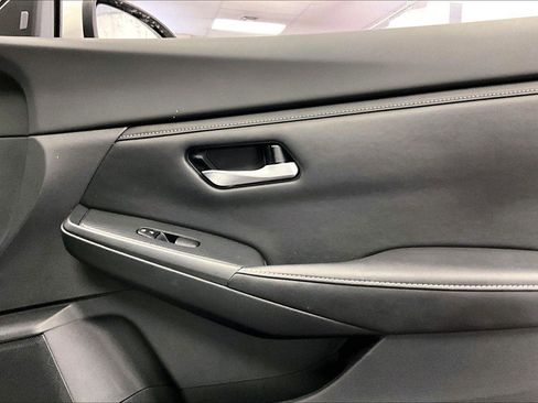 Used 2021 Nissan Sentra SV image 23