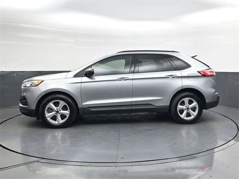 Used 2024 Ford Edge SE image 8