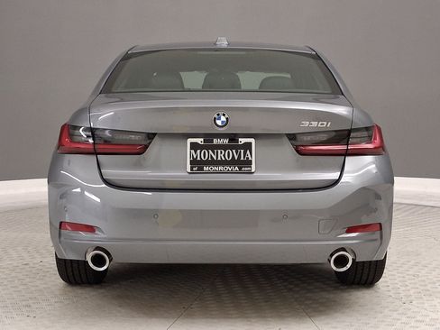 New 2026 BMW 330i Sedan w/ Premium Package RWD image 8