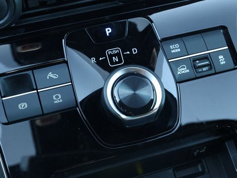 Used 2023 Toyota bZ4X XLE w/ Weather Package image 26