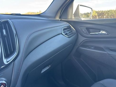 Used 2023 Chevrolet Equinox RS image 21