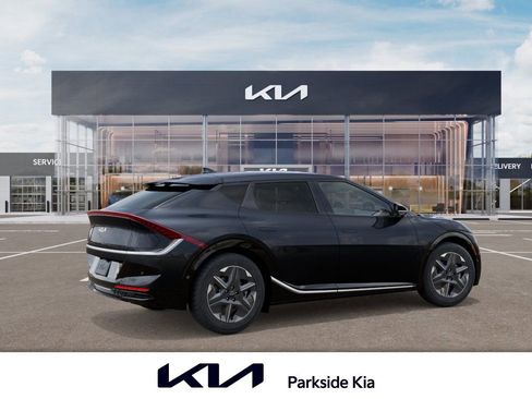 New 2025 Kia EV6 Light w/ Light LR Technology Package image 6