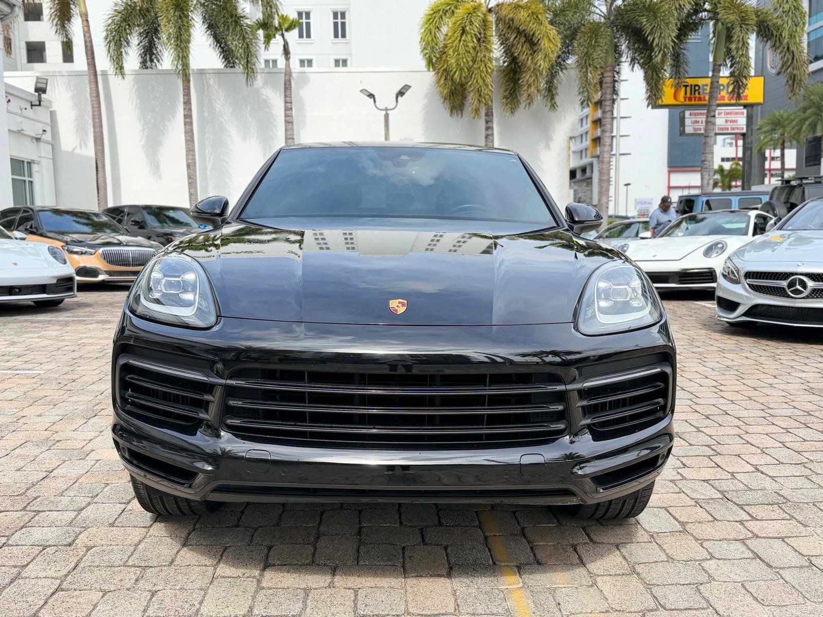 Used 2020 Porsche Cayenne S AWD/4WD image 5