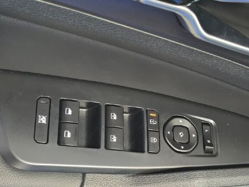 Used 2026 Kia Sportage SX image 20