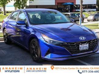 Used 2023 Hyundai Elantra SEL video 1