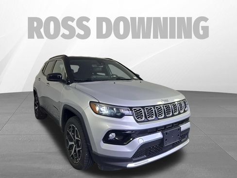 Used 2025 Jeep Compass Limited AWD/4WD image 3