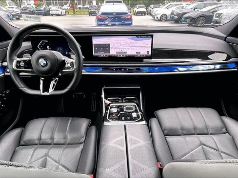 Used 2026 BMW 740i xDrive AWD/4WD image 21