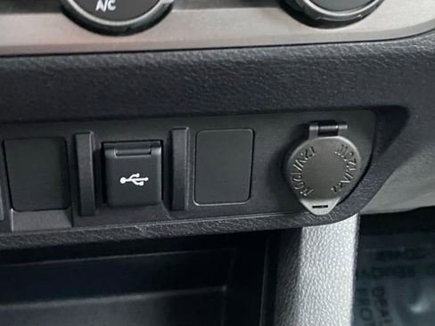 Certified 2020 Toyota Tacoma SR image 24