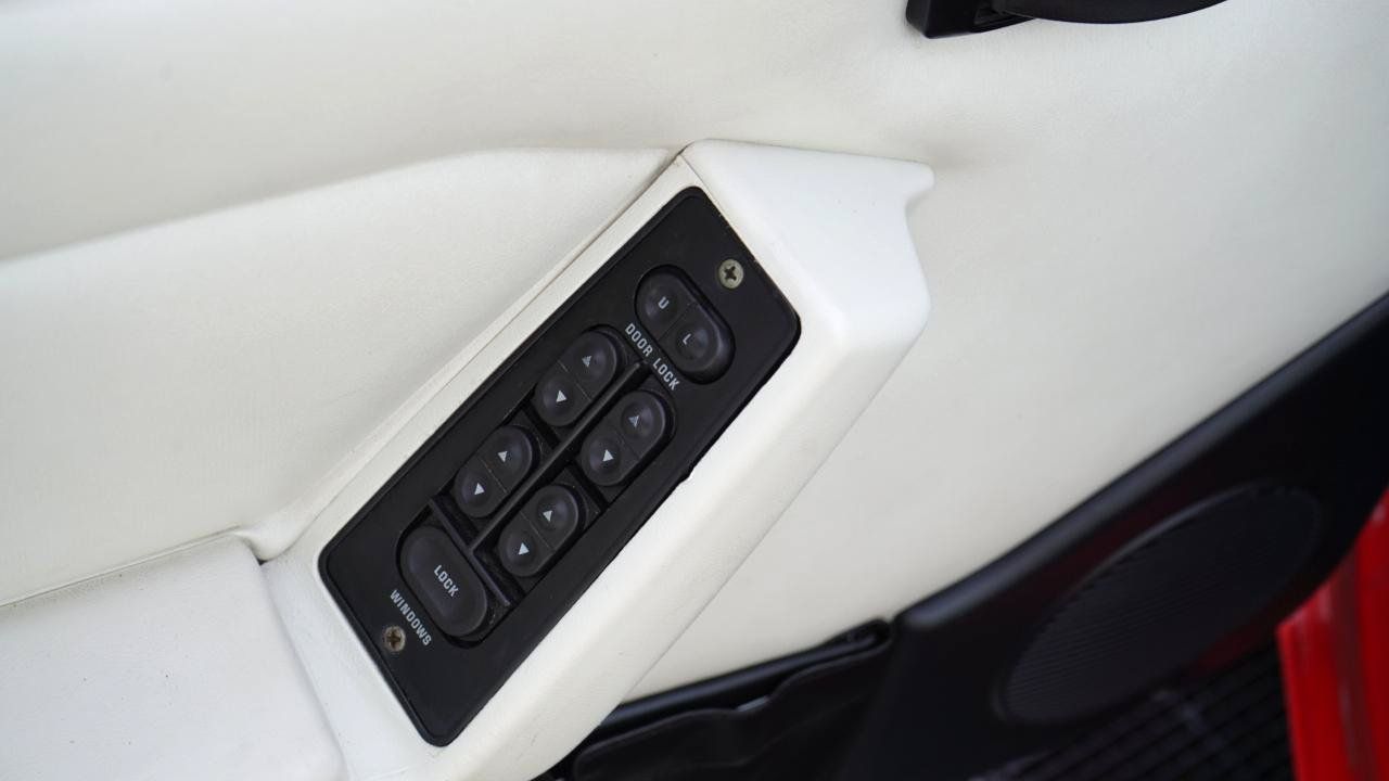 Used 1992 Ford Mustang LX RWD image 58